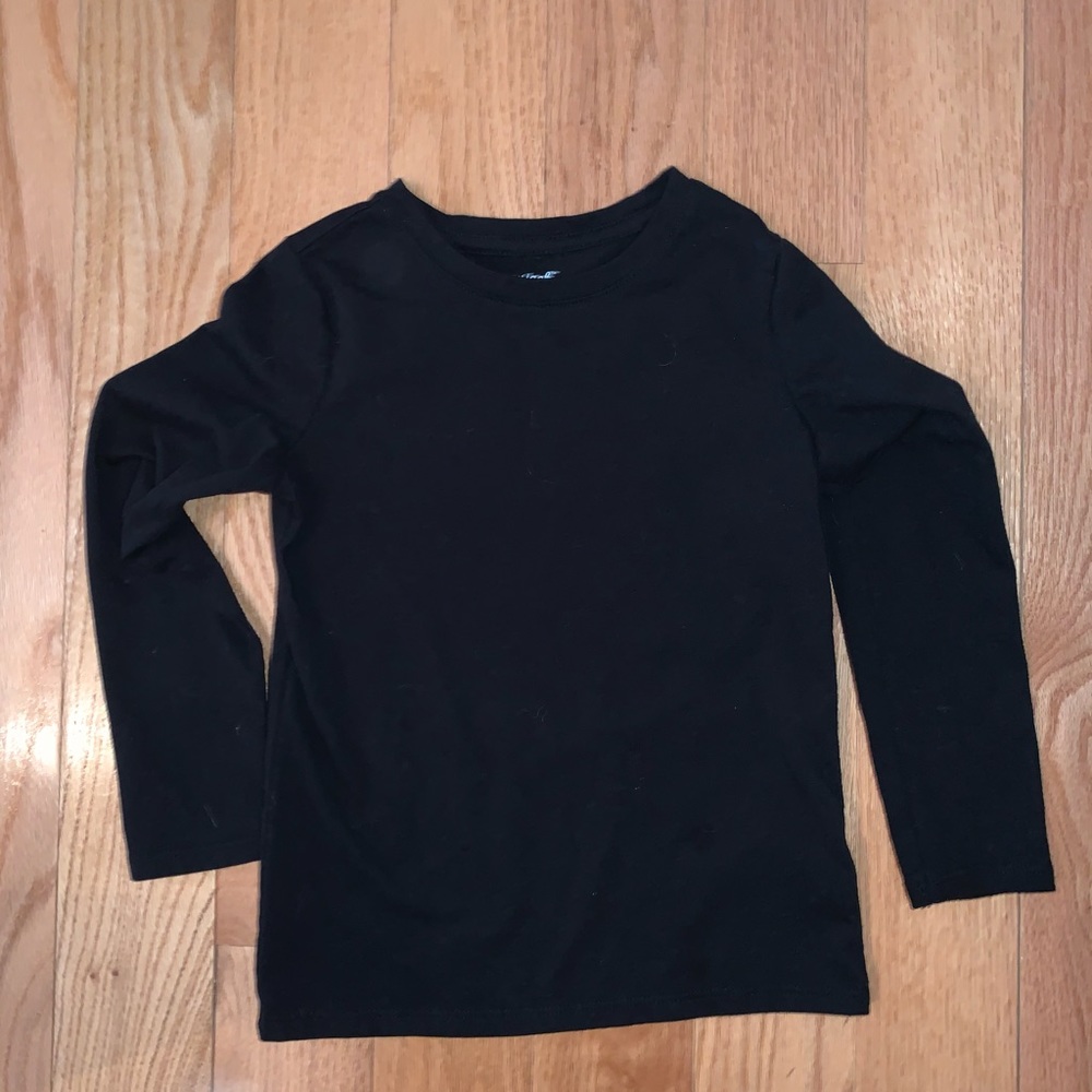 2 Black long sleeve size 4/5